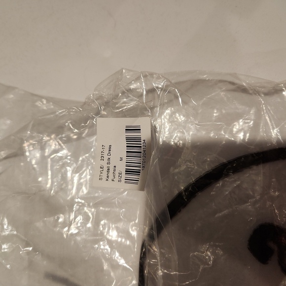 SER O YA Kendall Silk Dress Fuchsia Medium NWT - Picture 7 of 10